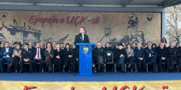 Kurti në kazermën “Adem Jashari: Populli e ka UÇK-në e UÇK-ja epopenë e saj