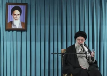 Ajatollahët bëjnë presion për zgjedhjen e Liderit të ri Suprem, Izraeli në gatishmëri për ta shënjestruar