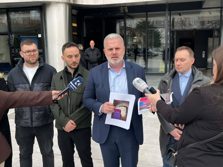 Shtyrja e tarifave të reja, Azemi: E pamjaftueshme, s’mund të ketë rritje pa u sqaruar çështja me njehsorët