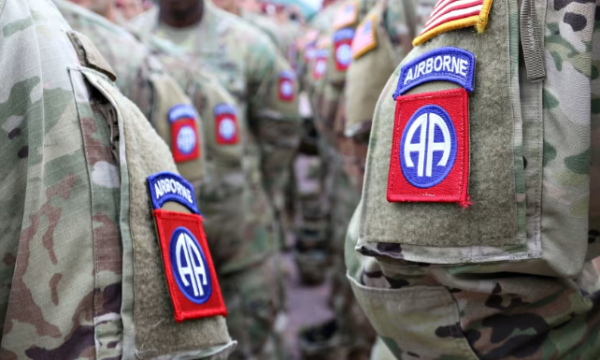 CNN: Rreth 1000 ushtarë amerikanë po përgatiten të vendosen në Lindjen e Mesme në gatishmëri për operacione kundër Iranit