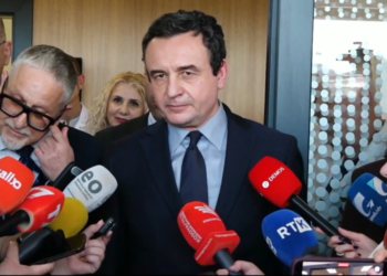 Gjendja në kampin “Enver Zymeri”, ja kush duhet të japë përgjigje sipas Albin Kurtit