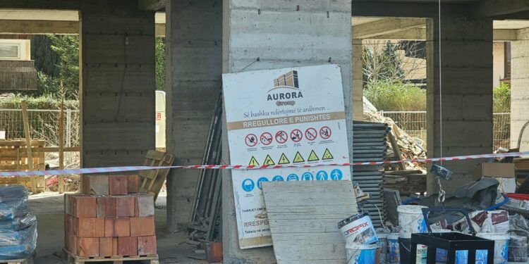 Drejtoria e Inspekcionit iu vendos shiritat e ndalimit të punimeve kompanive ndërtimore “Aurora Group” dhe “Premium Home”