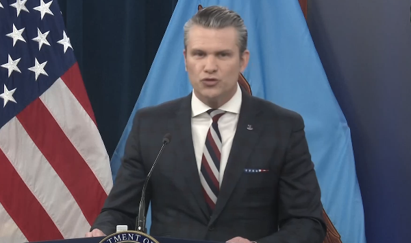 “Amerika po fiton” në konfliktin me Iranin, thotë shefi i Pentagonit