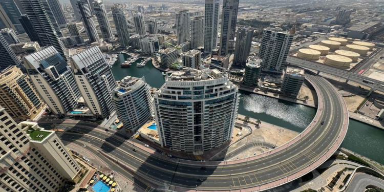 Dubai në heshtje totale – sulmet iraniane e kthejnë metropolin luksoz në qytet fantazmë