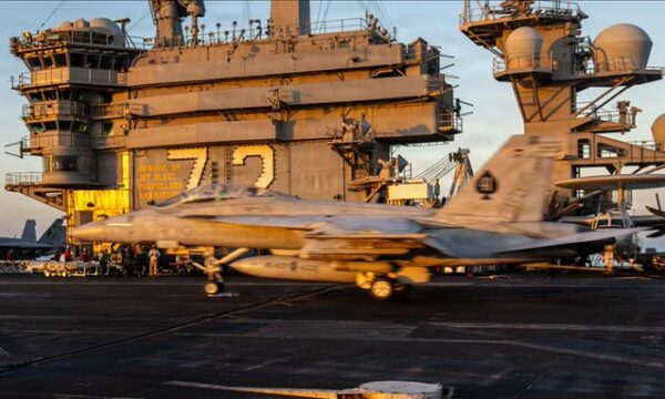 Irani pretendon se ka goditur aeroplanmbajtësen amerikane USS Abraham Lincoln