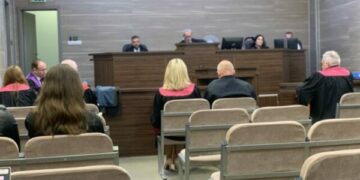 Njëri nga të akuzuarit alivanoset pas vendimit për 10 vjet burg në rastin e 400 kg kokainë – foto