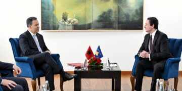 Kurti pret në takim Peleshin, diskutojnë për rëndësinë e unitetit dhe bashkëpunimit ndërmjet dy shteteve