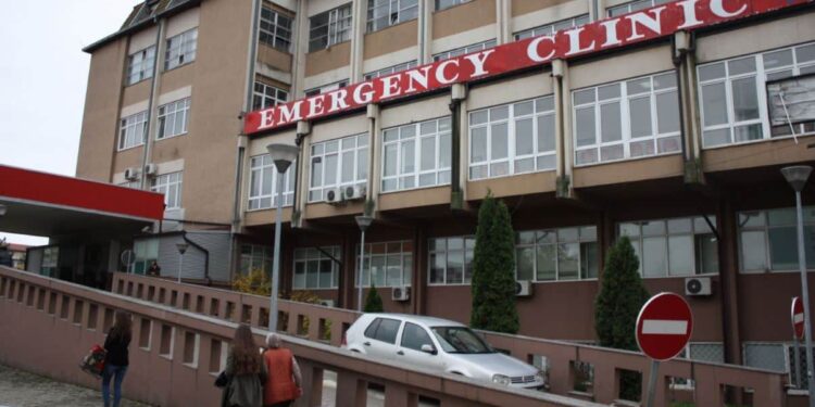 Mbi 2 mijë pacientë në pritje për stentim në QKUK