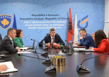 Shtyhet vendimi për daljen në treg të hapur të energjisë