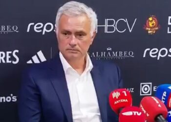 Mourinho “shpërthen” pas barazimit: Titulli i humbur, ka lojtarë që s’do t’i fus në lojë më…!