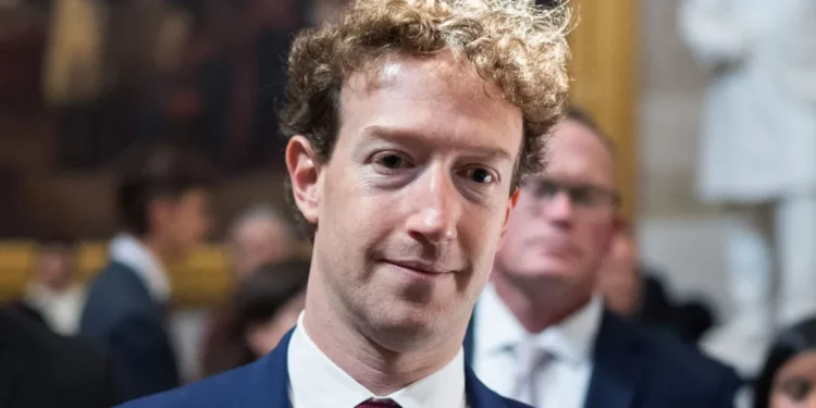 Meta thotë se do të shkurtojë 8,000 vende pune ndërsa inteligjenca artificiale po rritet me shpejtësi