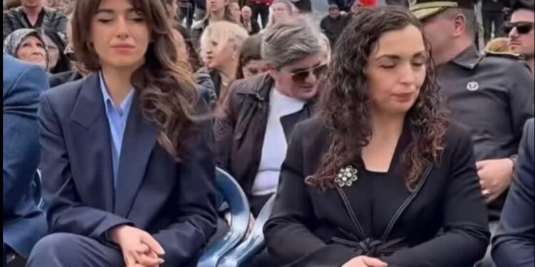 Pamje: Albulena Haxhiu edhe pak presidente, nisin përgatitjet për dorëzimin e detyrës nga Osmani