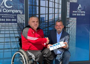 Humanizëm që prek zemrat: Naser Imer me “Ariani Company” dhuron sërish banesë për një familje në nevojë