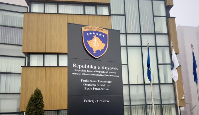 Ndalohen tre persona në Ferizaj, dyshohen për keqpërdorim të detyrës – Prokuroria jep detaje