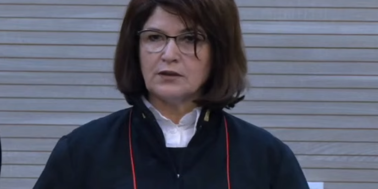 Kush është gjyqtarja që me plot gojë shqiptoi dënimin për vrasësit e Liridona Ademajt?