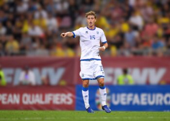 Mërgim Vojvoda me mesazh emocionues: Qajmë dhe qeshim së bashku, sytë drejt Euro 2028