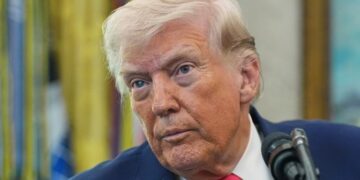 Pezullohen sulmet ndaj Iranit, Trump e njofton zyrtarisht: Ka një plan me 10 pika