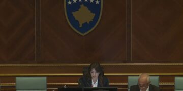 Rezoluta për çmimet e naftës nuk miratohet, deputetët e Vetëvendosjes votojnë kundër