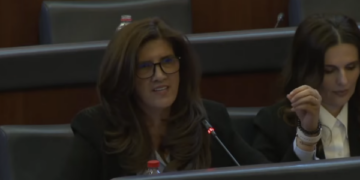 Ganimete Musliu: Me lejoni t’ia uroj ditëlindjen atit të Pavarësisë së Kosovës, Hashim Thaçit