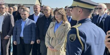 Haxhiu bën homazhe në Rezallë: Kr’imet e Serbisë nuk do të harrohen kurrë