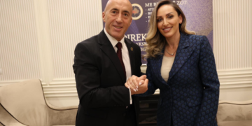 S’na u përgjigj për …”, Deputetja e AAK’së zbulon ‘zënkën’ me Abdixhikun