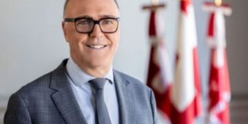 Ministri zviceran i mbrojtjes: Vazhdimi i misionit të KFOR-it në Kosovë, i domosdoshëm