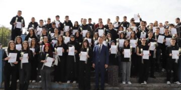 Faton Peci me aktivitet për të pagjeturit në veri, reagon kryetari i Mitrovicës së Veriut: Mungesë respekti e ndërhyrje në kompetencat komunale