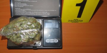 E ndaluan për kundërvajtje në trafik, policët arrestojnë vushtrriasin që i gjetën drogë në veturë