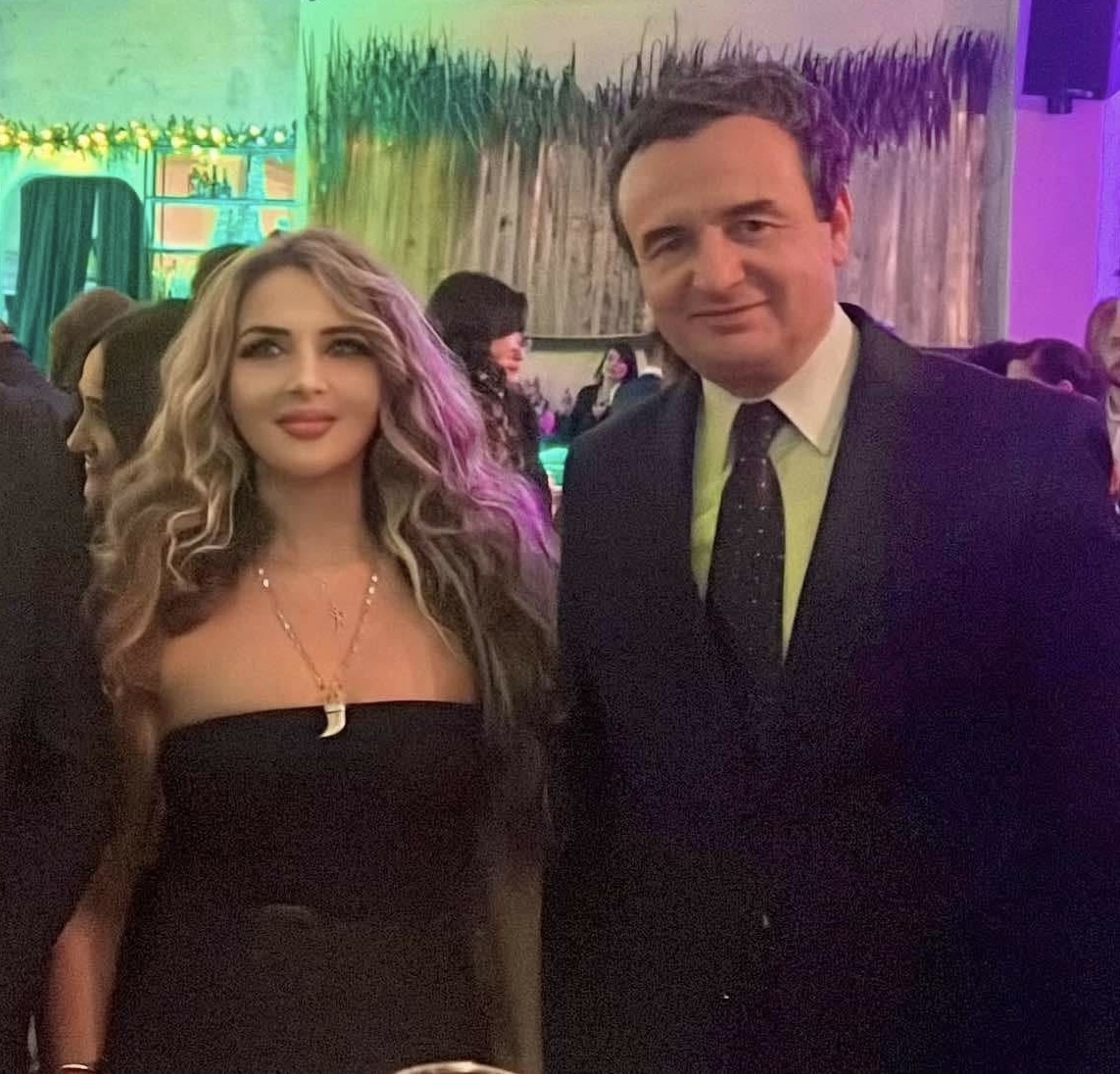  Varfanjaku i dyshimtë   Kimete Berisha e kthen lapsin sërish kundër Albin Kurtit