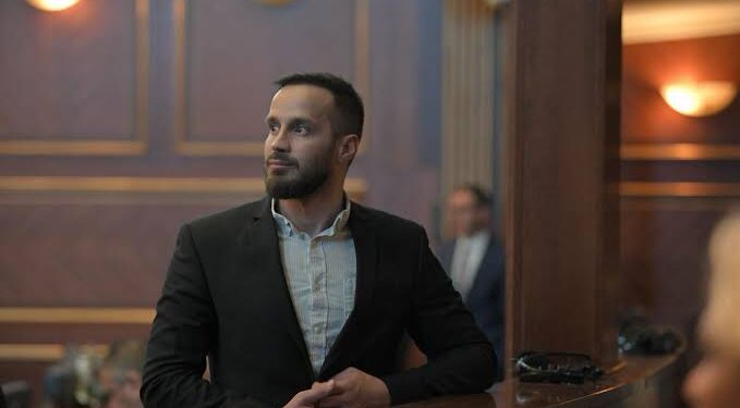 “Mjaftë me spekulime”, Fatos Geci i reagon Gani Gecit dhe të tjerëve: Vetë e kam shkruar fjalimin në mënyrë spontane