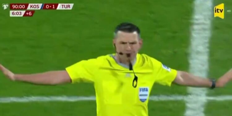 Kosova humb, komentatori nga ky shtet gëzohet për Turqinë sikur të ishte kombëtarja e tij [VIDEO]