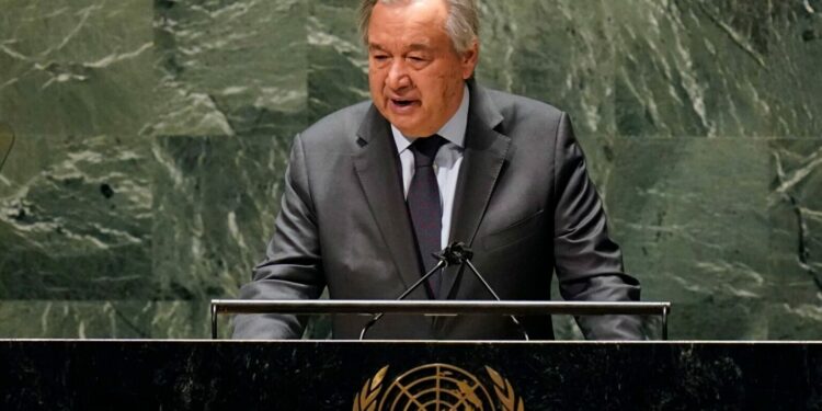 Sekretari i Përgjithshëm i OKB-së paralajmëron se “bota është në prag të një lufte më të gjerë”
