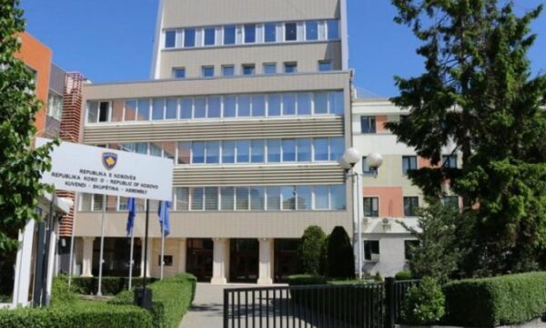 Dështon mbledhja e Komisionit për Ekonomi, ZRRE dhe Vetëvendosje nuk ishin prezent