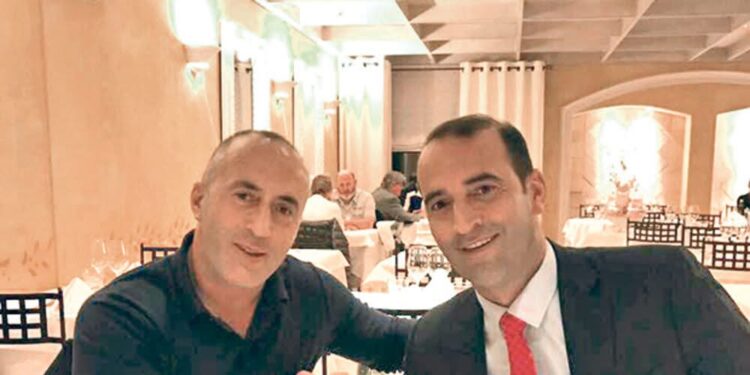 Ky është komenti i qytetarit që ofendoi rëndë Ramush Haradinajn, për të cilin Daut Haradinaj paralajmëroi padi