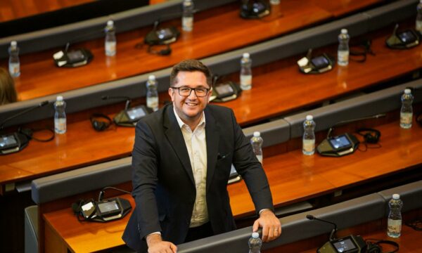 Mustafa reagon për përplasjen me Egzon Azemin: S’e duroj ofendimin nga askush, s’është e lehtë të përballesh me nivel të tillë