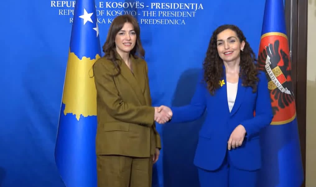 Haxhiu arrin në presidencë për ta marrë detyrën nga Osmani