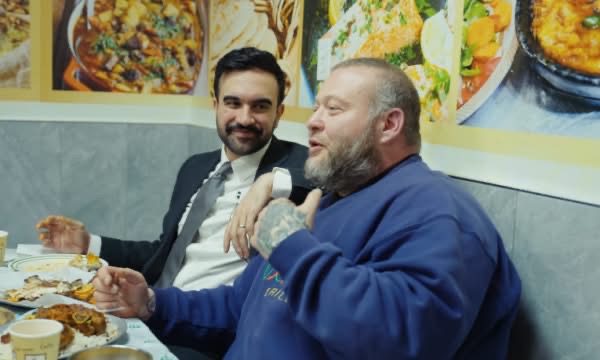 Kryetari i New Yorkut flet shqip: Ju bëftë mirë