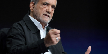 Presidenti i Iranit: Mbi 14 milionë iranianë janë gati të sakrifikojnë jetën e tyre për të mbrojtur