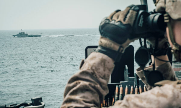 Gjendja e armëpushimit dhe e transportit detar në Ngushticën e Hormuzit, CNN sjell të rejat e fundit