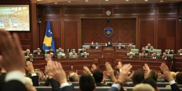 Deputetët miratojnë në parim Projektligjin për sigurimet shëndetësore