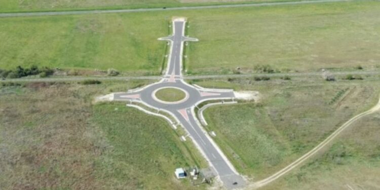 Rrethi që nuk të çon askund që kushtoi 1.5 milionë euro