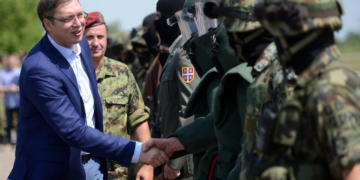 Kër’cënon Vuçiq: Duhet të jemi ushtria më e fortë në rajon!