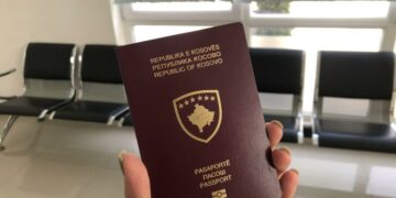 Gjatë një muaji, 55 kosovarë hoqën dorë nga shtetësia