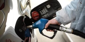 Çmimet tavan për sot: Nafta 1.65, benzina 1.39, gasi 0.88 euro për një litër