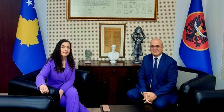 Haxhi Avdyli: Mirëmengjesi nga unë dhe presidentja më e mirë pas pavarësisë, Vjosa Osmani