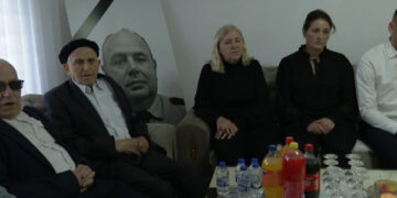 Reagimet e familjarëve të heroit Afrim Bunjaku gjatë procesit të aktgjykimit për rastin e Banjskës