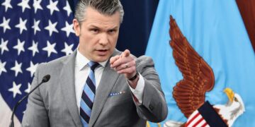 Deklarata e Hegsethit se SHBA-ja shkatërroi objektet bërthamore të Iranit më 2025 tensionon Kongresin