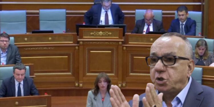 Enver Hasani: Është puç, s’ka procedurë pa 80 deputetë të pranishëm