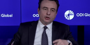 Kurti nga Londra: Me kabinetin tim të mirëarsimuar, që s’duan të pasurohen nga politika, ia dolëm ta kthejmë antikorrupsionin në rritje