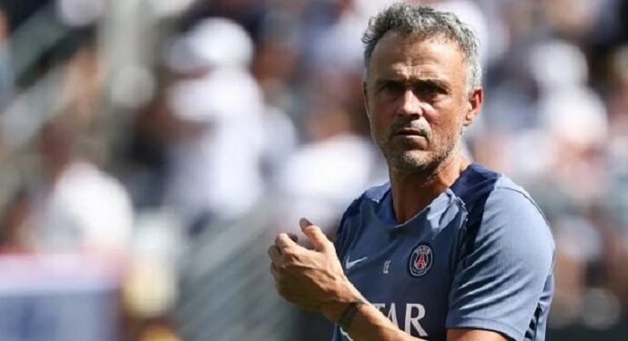 PSG pranë rinovimit me Luis Enriquen